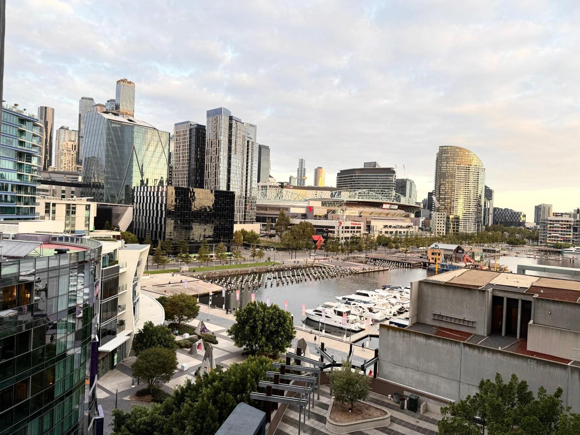 Akom At Docklands Melbourne Exteriér fotografie
